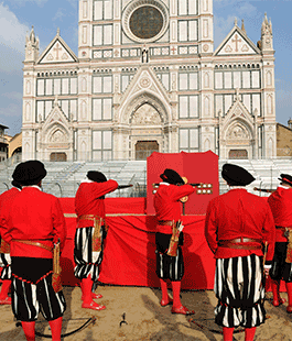 Torneo di San Giovanni: Corteo della Repubblica e Balestrieri in Santa Croce