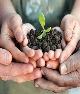 Coltiviamo Agricoltura Sociale: al via il bando per singoli, imprese, cooperative e associazioni